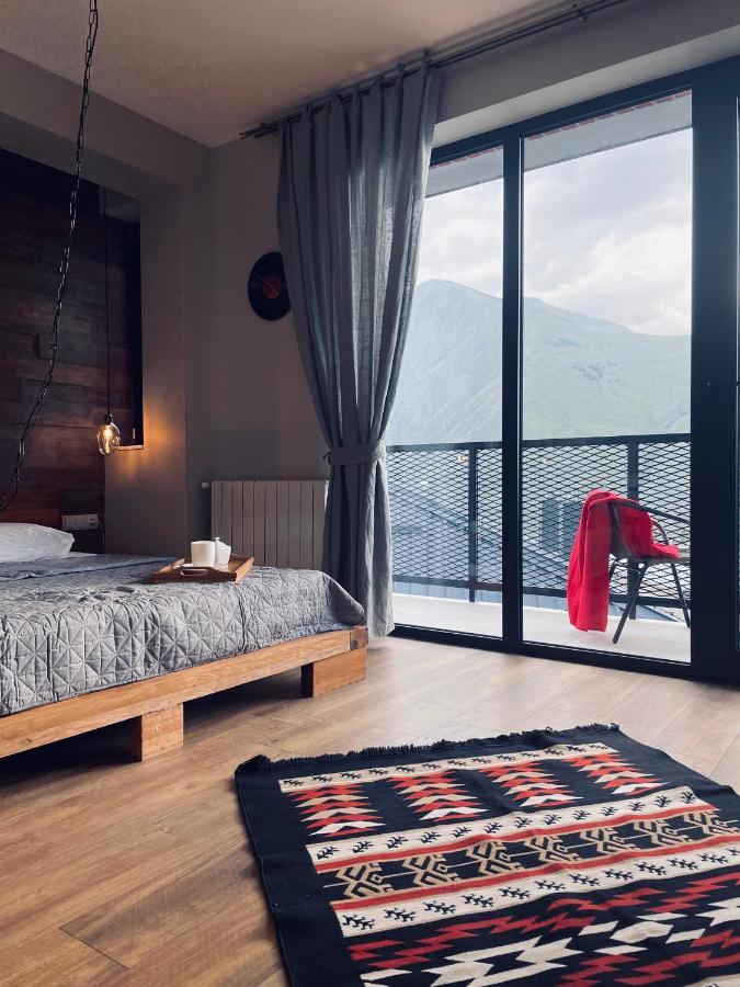 Kazbegi Stylish Apartment Екстериор снимка
