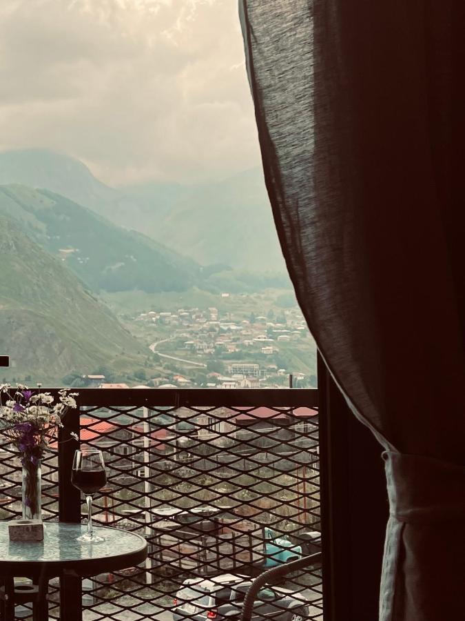 Kazbegi Stylish Apartment Екстериор снимка