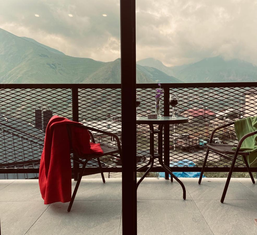 Kazbegi Stylish Apartment Екстериор снимка