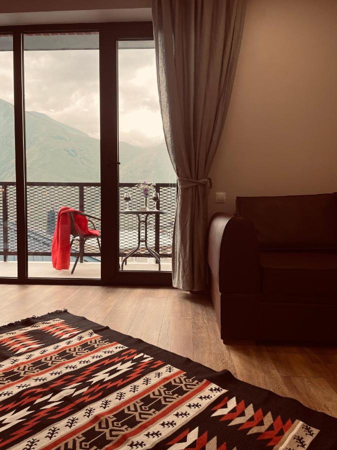 Kazbegi Stylish Apartment Екстериор снимка