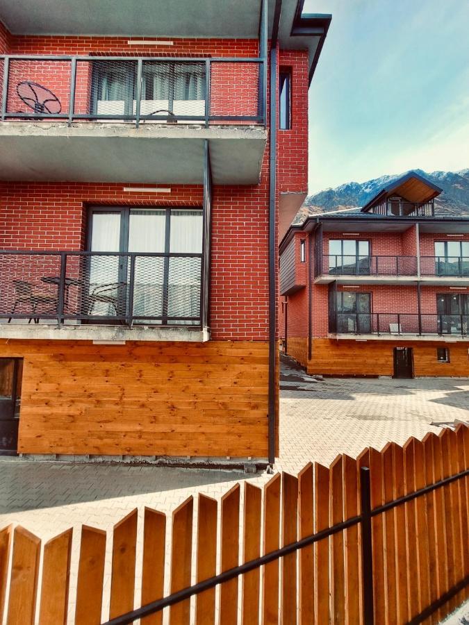Kazbegi Stylish Apartment Екстериор снимка